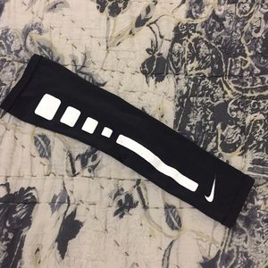 GUC Boys Nike Compression Sleeve